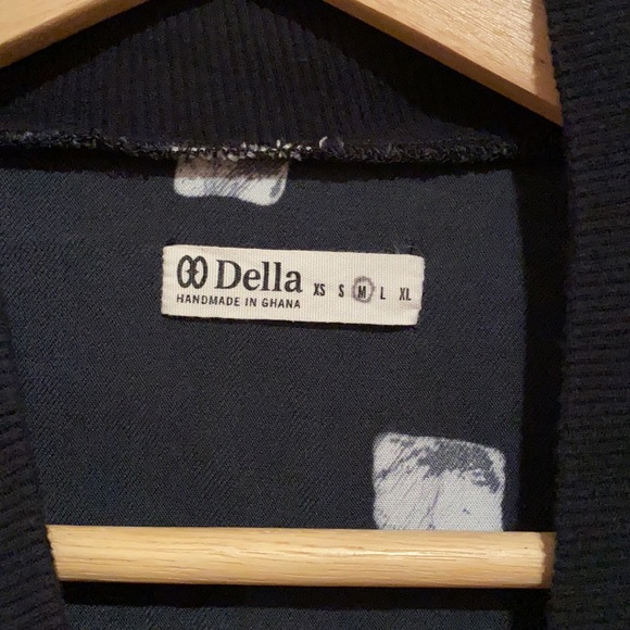 Della Jacket - Picture 3 of 5